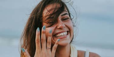 Woman is happier in marriage.