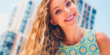 If A Woman Has These Habits, She's Probably The Best Friend You'll Ever Have