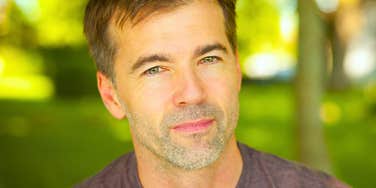 Men Who Are Nice To Everyone But The Woman In Their Life Usually Have These Low-Quality Habits