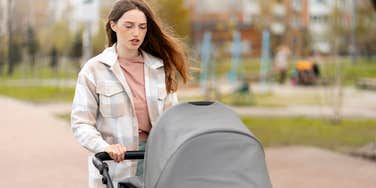 Mom Of 4 Admits She'd Never Have Had Kids If She'd Waited To Start Her Family