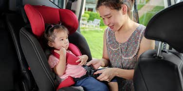 Mom Demands Neighbor Give Up His Parking Spot Because She Needs It More For Her Kids