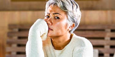  parents who end up estranged from their adult kids often display these behaviors 