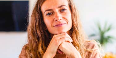 Things Brilliant People Usually Do At Home That Would Confuse Average Minds