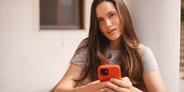 narcissists have odd texting habits