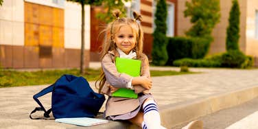 occupational therapist says kids barely sit chair without falling