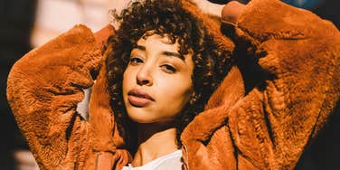 self-aware intuitive woman seeing through others' behaviors