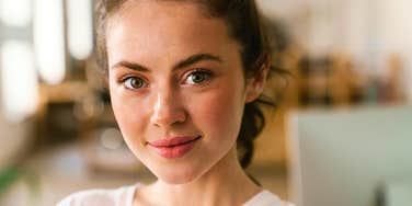 single woman with standards that people in the 90s would roll their eyes at