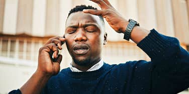  you can almost always tell someone has no intelligence by these habits that are obvious once you see them 