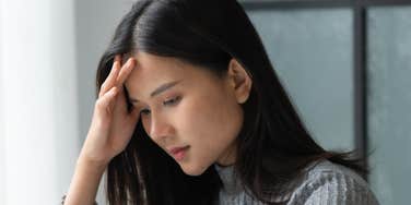 Woman can't figure out why she feels lonely.