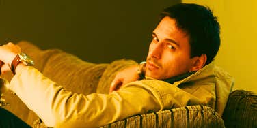 Men Who Can't Let Themselves Enjoy Their Success Say These Phrases On A Daily Basis