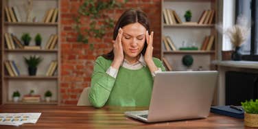 worker affected by office air