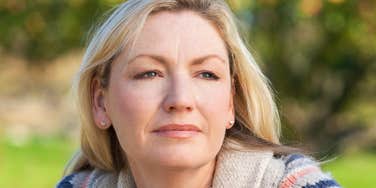 Woman needs to say no.