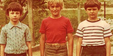 People Who Remember Life Before The Internet Usually Share These Outdated Habits