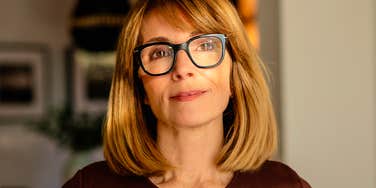  reasons people born in the 60s and 70s still shake hands and look people in the eye while younger generations avoid this kind of behavior like the plague 