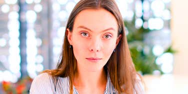 Signs Someone’s Not As ‘Nice’ As You Think & It Makes Them An Even Better Person