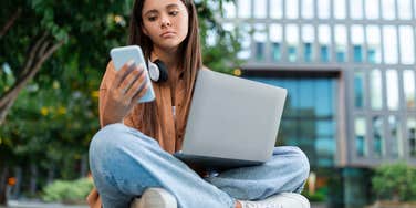 college student who is said because her dad died