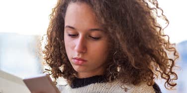 Teen doesn't leave door open.