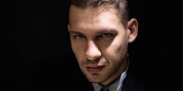 traits creepy people