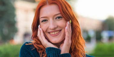 happy woman with zero drama and a simple lifestyle