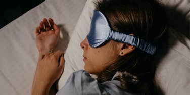 Person sleep well.