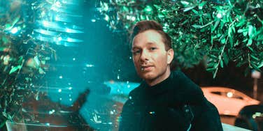 man hiding true self relationship more likely cheat study