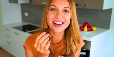 People Who Just Snack All Day Instead Of Eating Actual Meals Usually Have Distinct Traits
