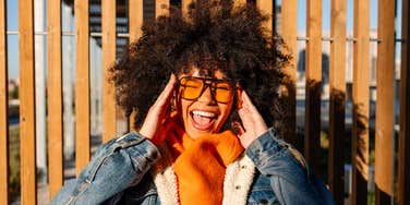 extroverted woman smiling