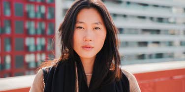 woman who sees herself as fragile lacks resilience due to phrases she uses