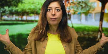annoying woman confused as to why people don't like her