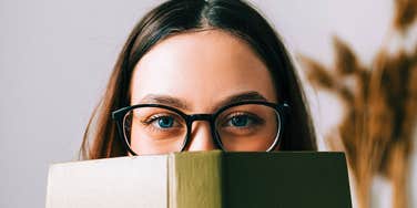  high iq people who don't take things personally do things differently than those who are easily offended 