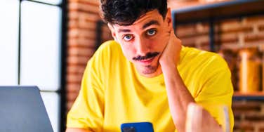 Things That Are Now Pretty Much Unacceptable At Work For Millennials