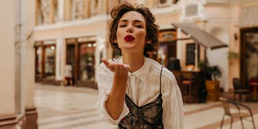 charming habits people instantly likable