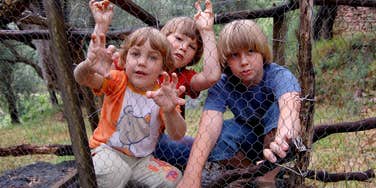 kids raised in the 60s 70s 80s could do basic things without their parents help