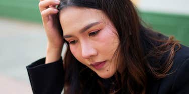 Phrases People Who Are Mentally And Emotionally Burned Out Usually Say In Casual Conversation mentally and emotionally burnt out woman feeling sad