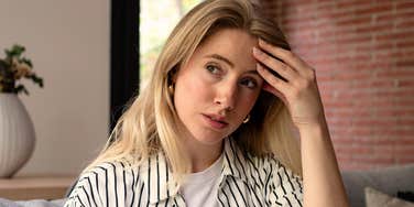 problems women create telling friends about relationship