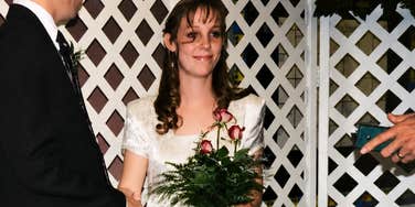 A nostalgic bridal portrait capturing hopeful beginnings, offering a sharp contrast to the legal realities of courtroom divorce proceedings.