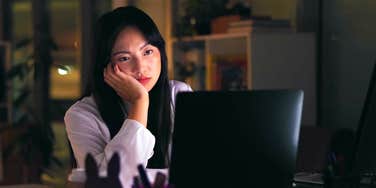 deeply overworked people usually can't help saying phrases to their bosses in casual conversation deeply overworked people usually can't help saying phrases to their bosses in casual conversation