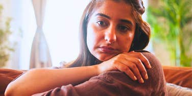 Sad Phrases Women Who Never Feel Good Enough Say In Casual Conversation
