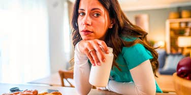Subtle Habits That Keep People Stressed Out When They're Mentally And Emotionally On Edge