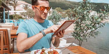 excuses total cheapskates use avoid tipping fairly