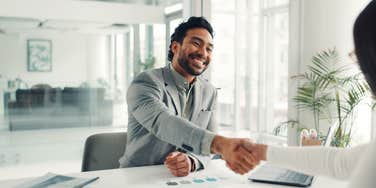 man behaving professionally at a job interview