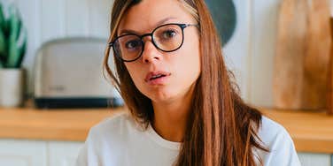 Phrases People With Big Brains But Zero Common Sense Say Casually