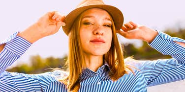 confident woman cutting off contact with people who don't deserve her