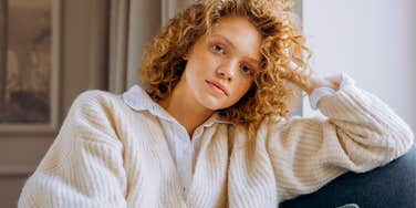 sad woman raised by narcissists feeling like an outcast