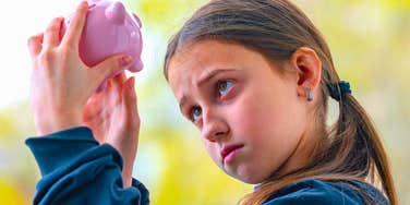 Frugal Habits Kids Raised By Parents Who Can't Manage Money Carry Into Adulthood