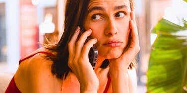 Phrases People Slowly Losing Their Capacity For Phone Calls Usually Say In Casual Conversation