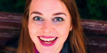 Quiet Traits Of Selective Extroverts That Come Out In Casual Conversations
