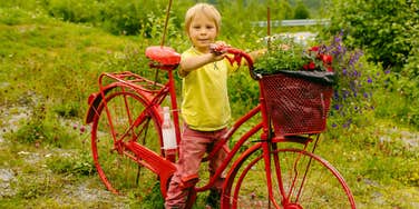 Things Kids Used To Learn Just By Living Life That Parents Now Have To Teach On Purpose
