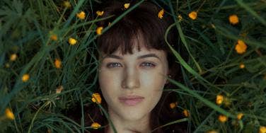  5 Reasons Practicing A New Moon Ritual Helps Women Find Happiness