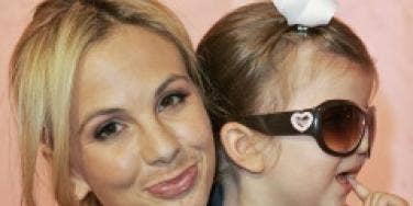 elizabeth hasselbeck and child